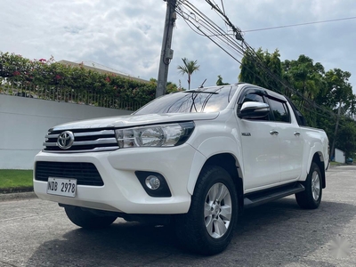 Selling White Toyota Hilux 2016 in Muntinlupa
