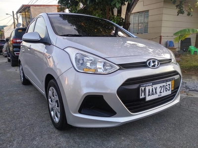 Silver Hyundai Grand i10 2015 Hatchback at Automatic for sale in Manila