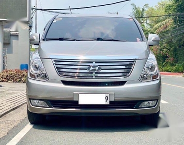 Silver Hyundai Starex 2015