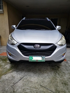 Silver Hyundai Tucson 2010 for sale in Automatic