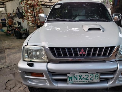 Silver Mitsubishi Strada 2000 for sale in Quezon