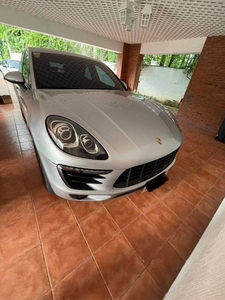 Silver Porsche Macan 2015 for sale