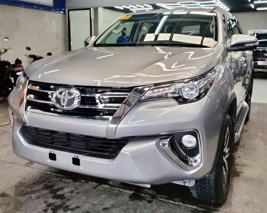 Silver Toyota Fortuner 2016