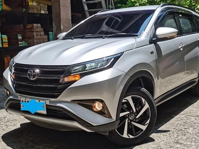 Silver Toyota Rush 2019 for sale in Automatic