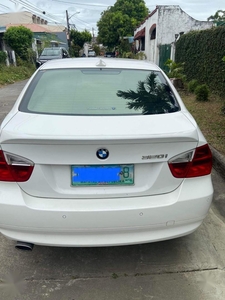 White BMW 320I 2010 for sale in Taguig