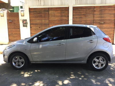 White Mazda 2 for sale in Quezon City