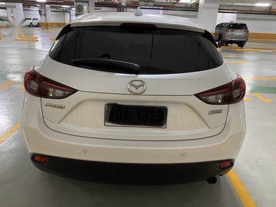 White Mazda 3 2015 for sale in Manila