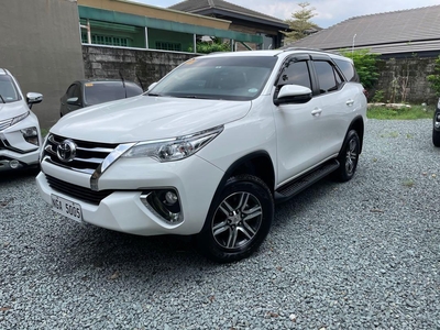 White Toyota Fortuner 2020 for sale in Quezon