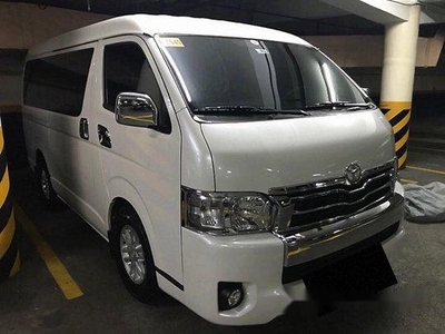 White Toyota Hiace 2018 at 5000 km for sale