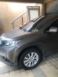 Sell Grey Honda Cr-V in Cainta
