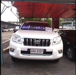 2013 Toyota Land Cruiser AT Gas - SM City Bicutan