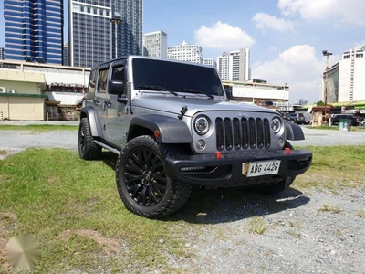 2015 Jeep Wrangler 36L V6 gas unlimited automatic
