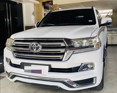 2018 Toyota Land Cruiser for sale in Manila