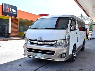 2nd Hand Toyota Hiace 2013 at 80000 km for sale