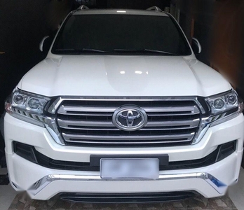 2nd Hand Toyota Land Cruiser 2017 at 400 km for sale