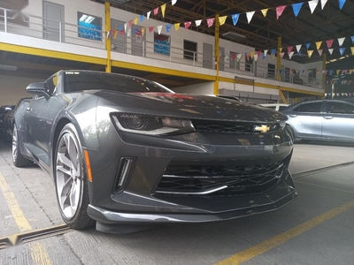 Grey Chevrolet Camaro 2018 for sale in Automatic