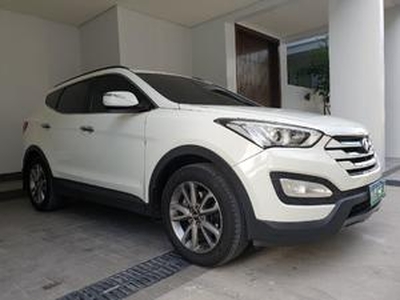 Hyundai Santa Fe 2013, Automatic - Victoria