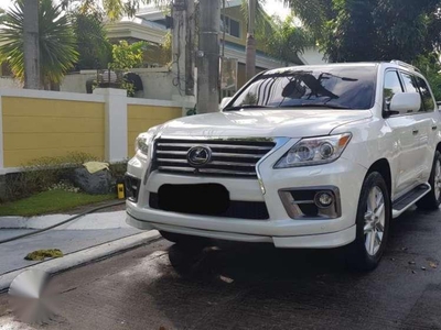 Like new Lexus LX 570 for sale