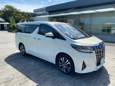 Pearl White Toyota Alphard 2018 for sale in Pasig