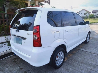 Sell 2nd Hand 2010 Toyota Avanza at 100000 km in Lipa