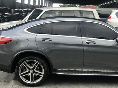 Selling 2017 Mercedes-Benz GLC 250 in Pasig