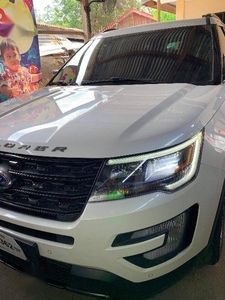 Selling Ford Explorer 2018 Automatic Gasoline in Davao City