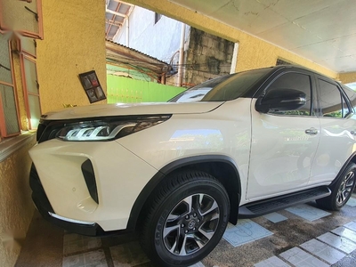 Selling Pearl White Toyota Fortuner 2021 in Angeles