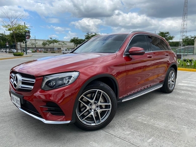 Selling Red Mercedes-Benz GLC 250 2017 in Pasig