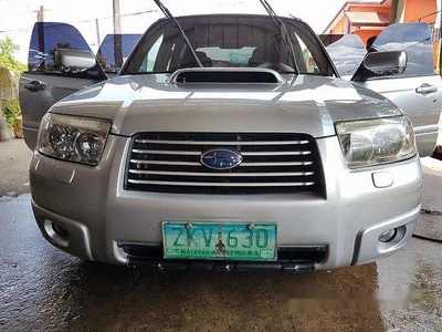 Selling Silver Subaru Forester 2007 at 90000 km