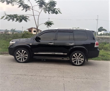 Selling Toyota Land Cruiser Automatic Diesel in Caloocan