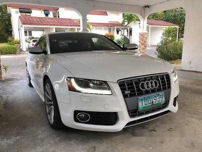Selling White Audi S5 2012 Automatic Gasoline at 29000 km