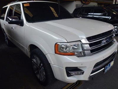 Selling White Ford Expedition 2016