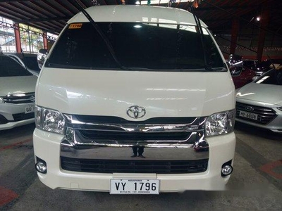 Selling White Toyota Hiace 2017 Automatic Diesel