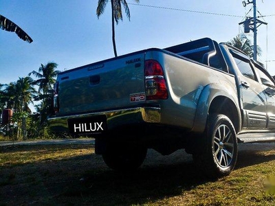 Silver Toyota Hilux 2015 for sale in Lipa
