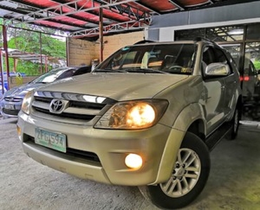 Toyota Fortuner 2006 - Aringay