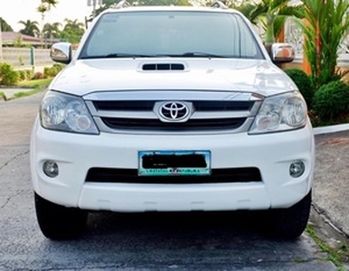 Toyota Fortuner 2006, Automatic - Javier
