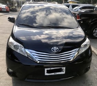 Toyota Sienna 2015 - Cebu City