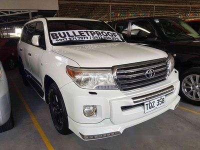 White Toyota Land Cruiser 2012 Automatic Diesel for sale