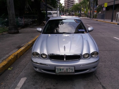 2003 Jaguar X-Type 2.0 L AT
