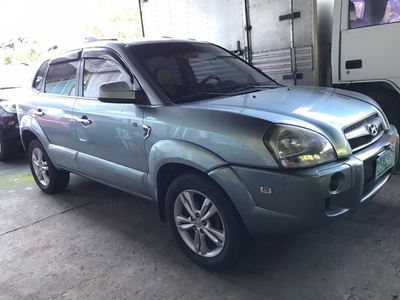 Sell Silver 2009 Hyundai Tucson in Quezon City
