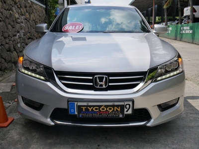 Sell Silver 2014 Honda Accord in Mandaluyong