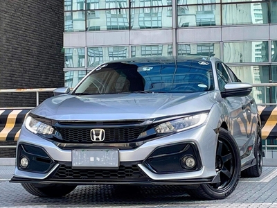 Sell Silver 2017 Honda Civic in Makati