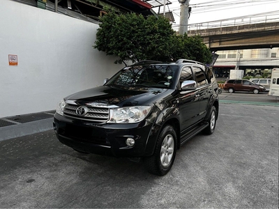 Sell White 2011 Toyota Fortuner in Quezon City