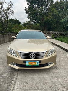 Sell White 2012 Toyota Camry in Mandaluyong