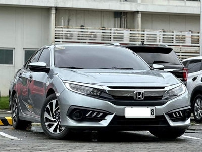 Sell White 2018 Honda Civic in Makati
