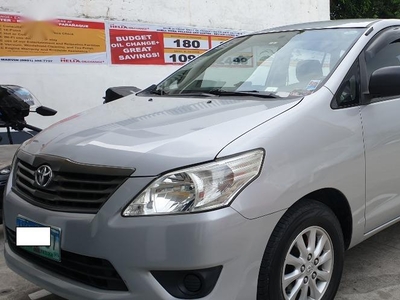 Selling Silver Toyota Innova 2012 in Parañaque