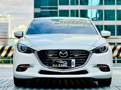 Selling White Mazda 3 2018 in Makati