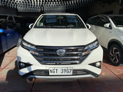 Selling White Toyota Rush 2021 in Quezon City