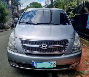 White Hyundai Starex 2014 for sale in Marikina