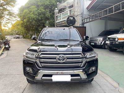 Sell Black 2018 Toyota Land Cruiser in Bacoor